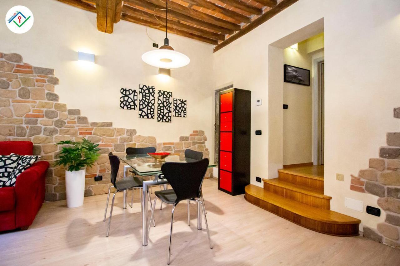 Antica Piazza Apartment By Tuscanywego ลุคคา ภายนอก รูปภาพ
