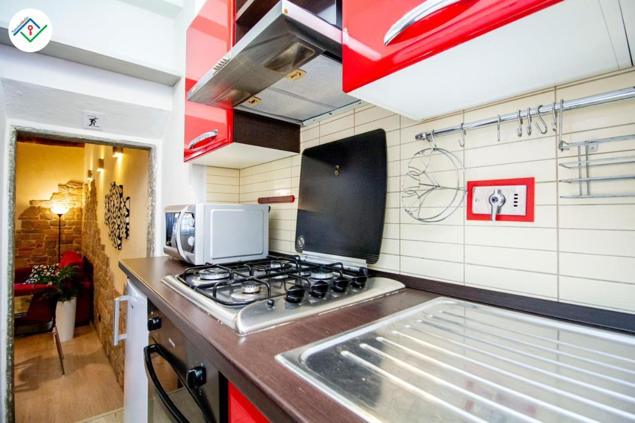 Antica Piazza Apartment By Tuscanywego ลุคคา ภายนอก รูปภาพ